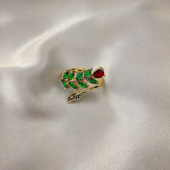 Petals and Leaves Gold Plated Ring - Picture 3 of 4